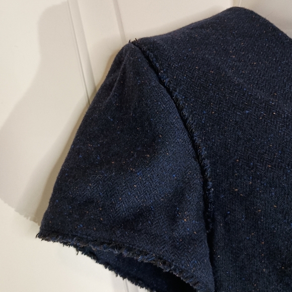 BANANA REPUBLIC Navy Blue Speckle Tweed Flannel Wool Fringe Sheath Dress(#1,092) - Picture 4 of 10